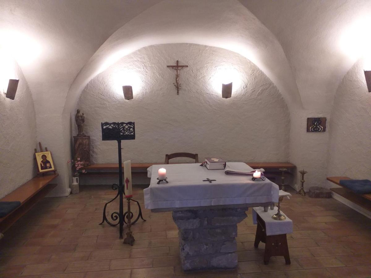 Prieure De Grignan Hotel Екстериор снимка