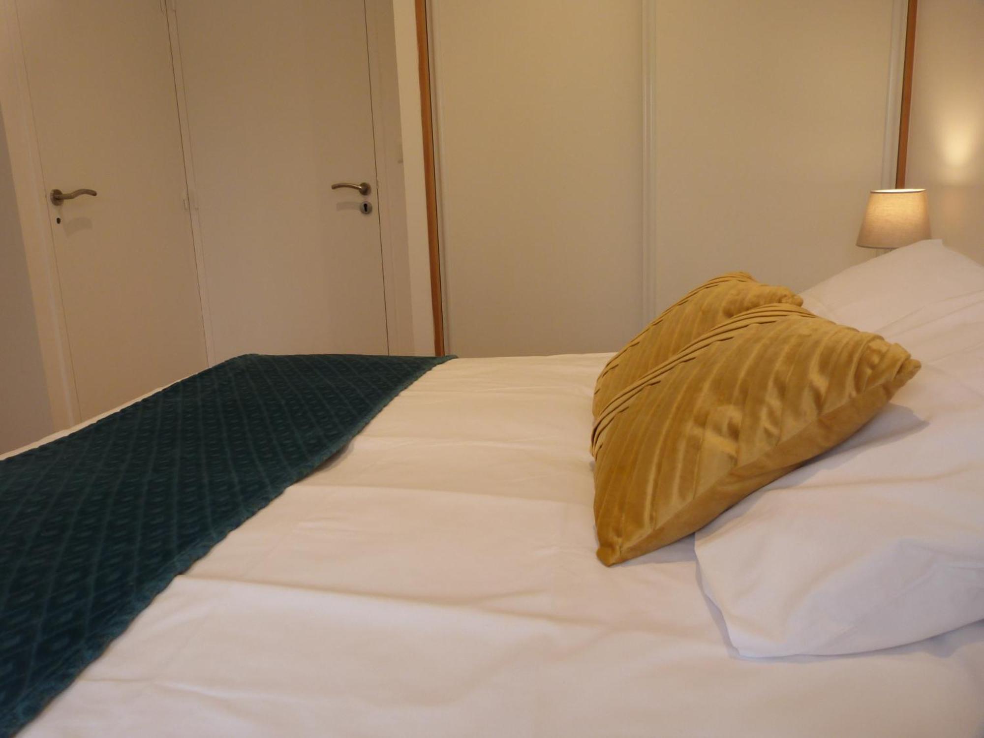 Prieure De Grignan Hotel Екстериор снимка